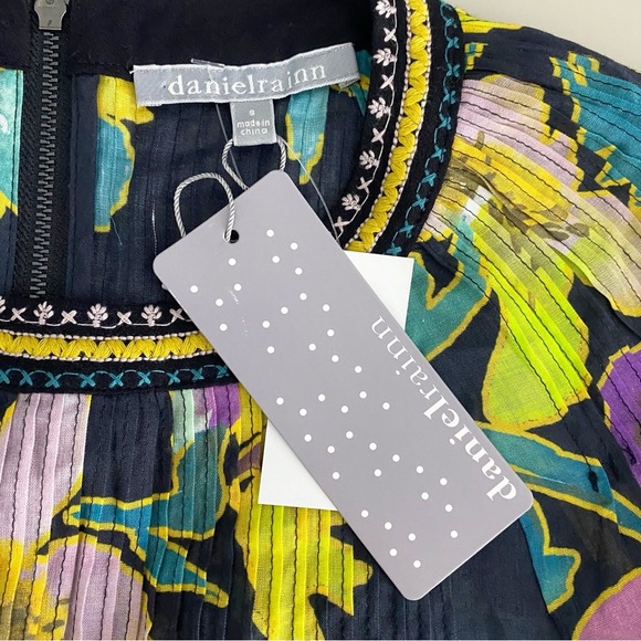 NEW Daniel Rainn Embroidered Floral Top Blouse Small Black Multi Linen Blend NWT - Picture 8 of 12